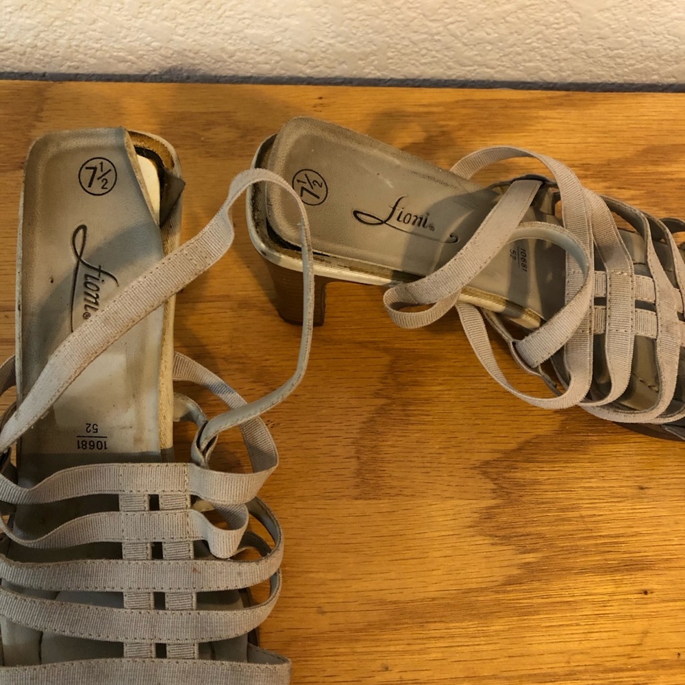Leoni Sandals - Picture 2 of 2